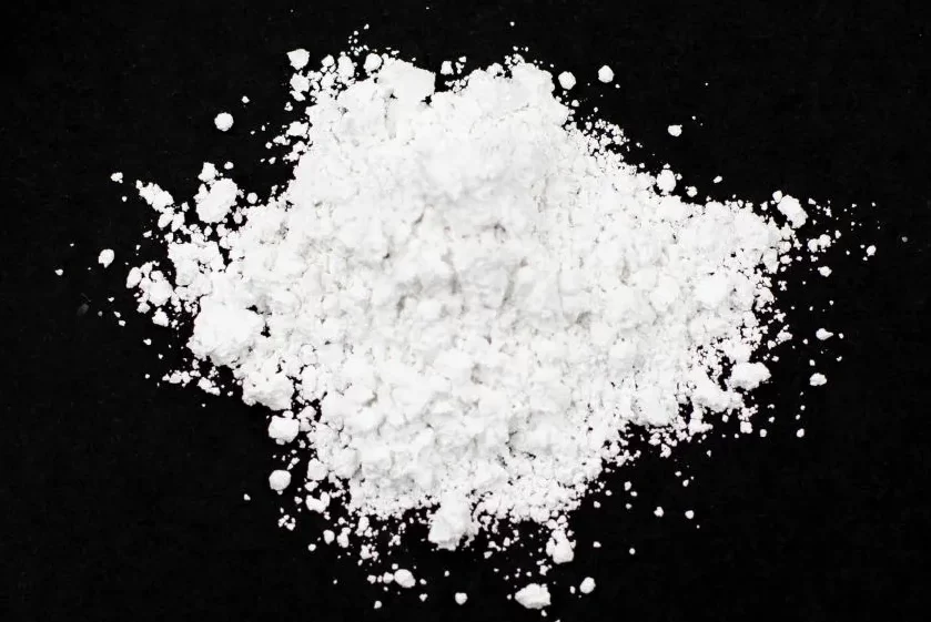 Coated Calcium Carbonate Powder (CaCO₃) - SM - T5050 | Skylab Microminerals